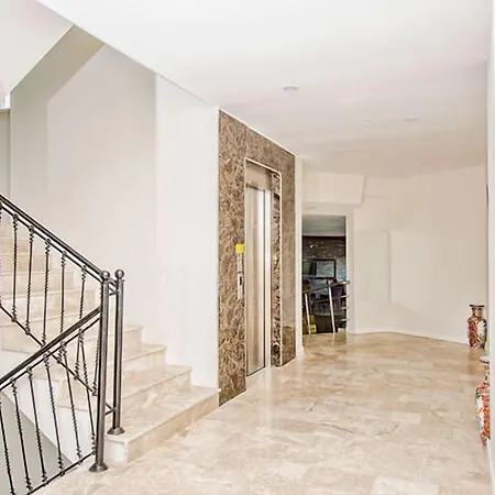 Elaia Thermal & * Гюре