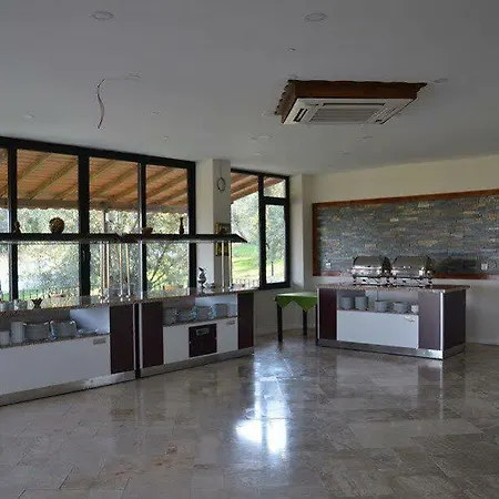 Elaia Thermal & Гюре