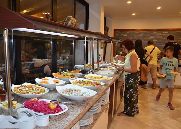 Elaia Thermal & فندق غوري