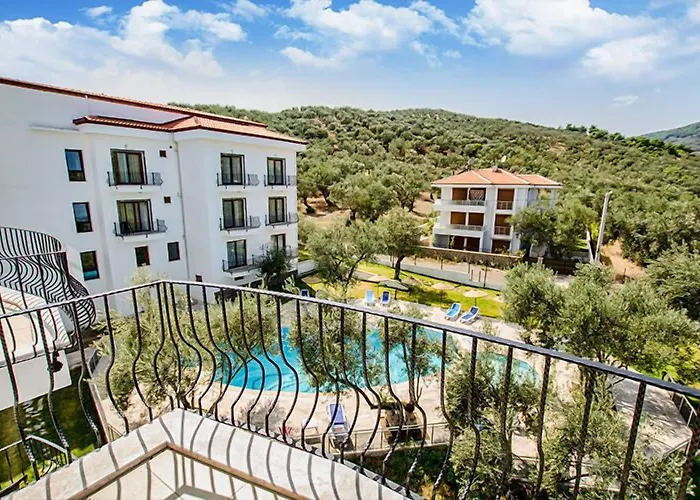 فندق Elaia Thermal & غوري