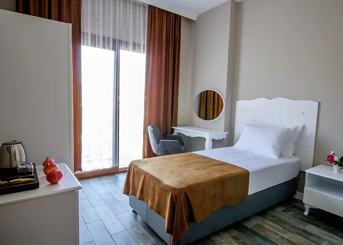 Elaia Thermal & فندق