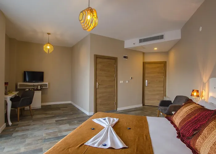 فندق Elaia Thermal & غوري