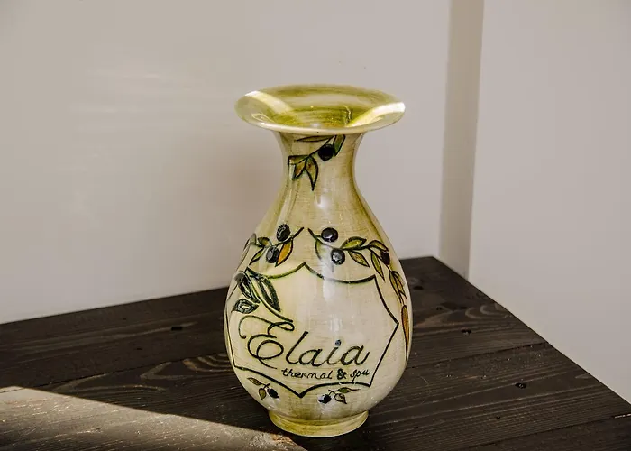 Elaia Thermal & فندق *