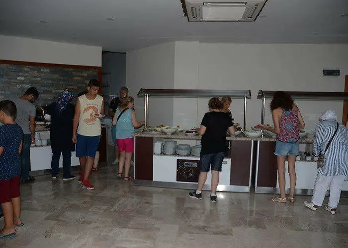 Elaia Thermal & فندق غوري